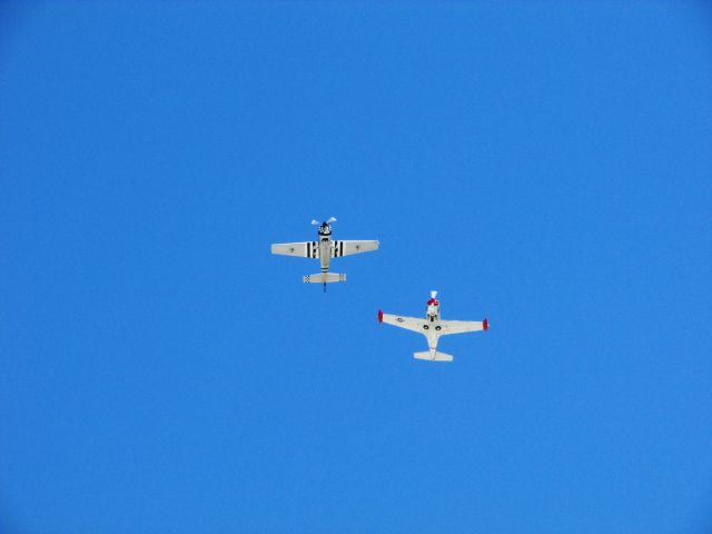 Aero L-39 Albatros (N9EX) - Formation flying with N68FD over Fullerton