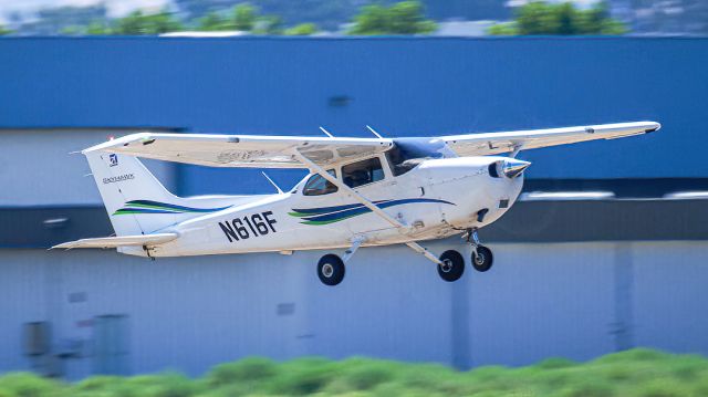 Cessna Skyhawk (N616F) - Cessna 172S at Livermore Municipal Airport, 2023