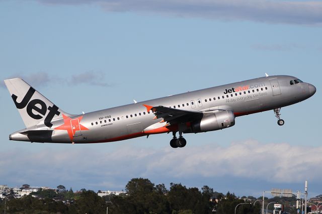 Airbus A320 (VH-VQQ) - on 24 November 2018