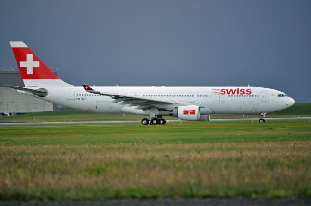 Airbus A330-300 (HB-IQA)
