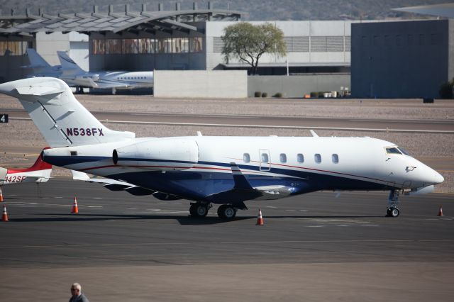 Bombardier Challenger 300 (N538FX)