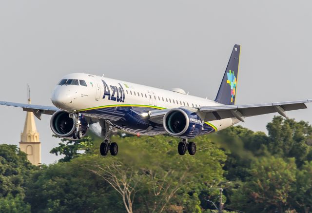 EMBRAER ERJ-190-400 (PS-ADD)