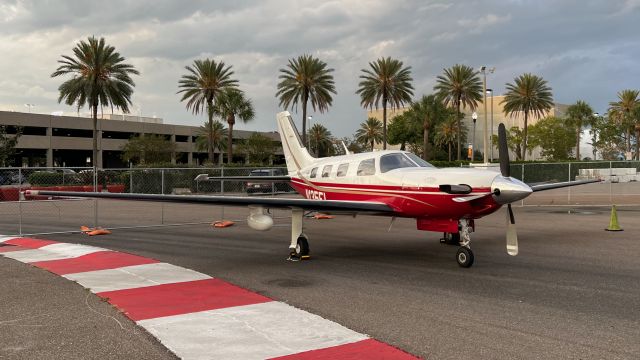 Piper Malibu Meridian (N135FL)