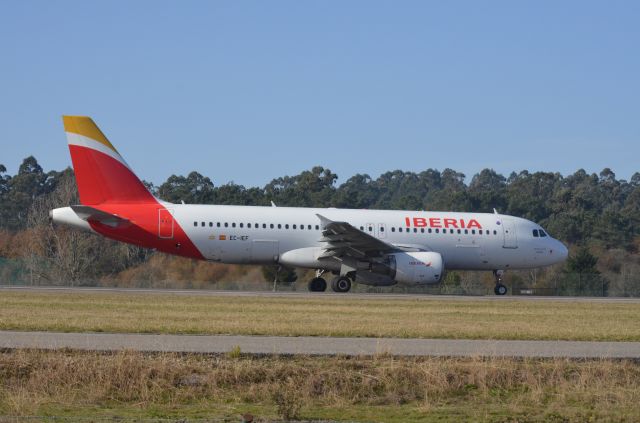 Airbus A320 (EC-IEF) - EC-IEF Going To TakeOff From LEVX Destination LEMD. 18-11-2021