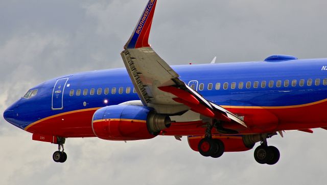 Boeing 737-700 (N225WN)