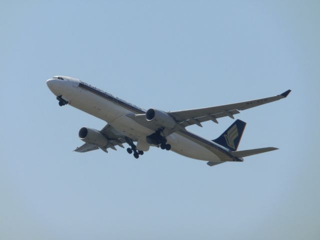 Airbus A330-300 (9V-STQ) - チャンギへ行ってらっしゃい。