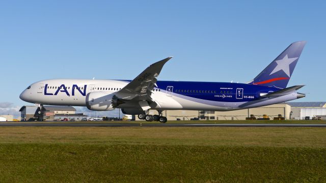 Boeing 787-9 Dreamliner (CC-BGG) - BOE613 nears touchdown on Rwy 34L to complete its C2 flight on 12/14/15. (ln 382 / cn 38461).