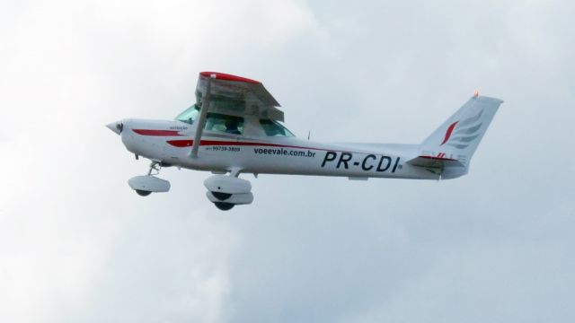 Cessna 152 (PR-CDI)