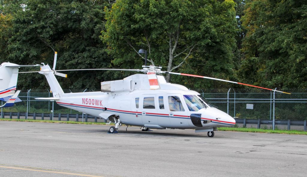 Sikorsky S-76 (N500WK)
