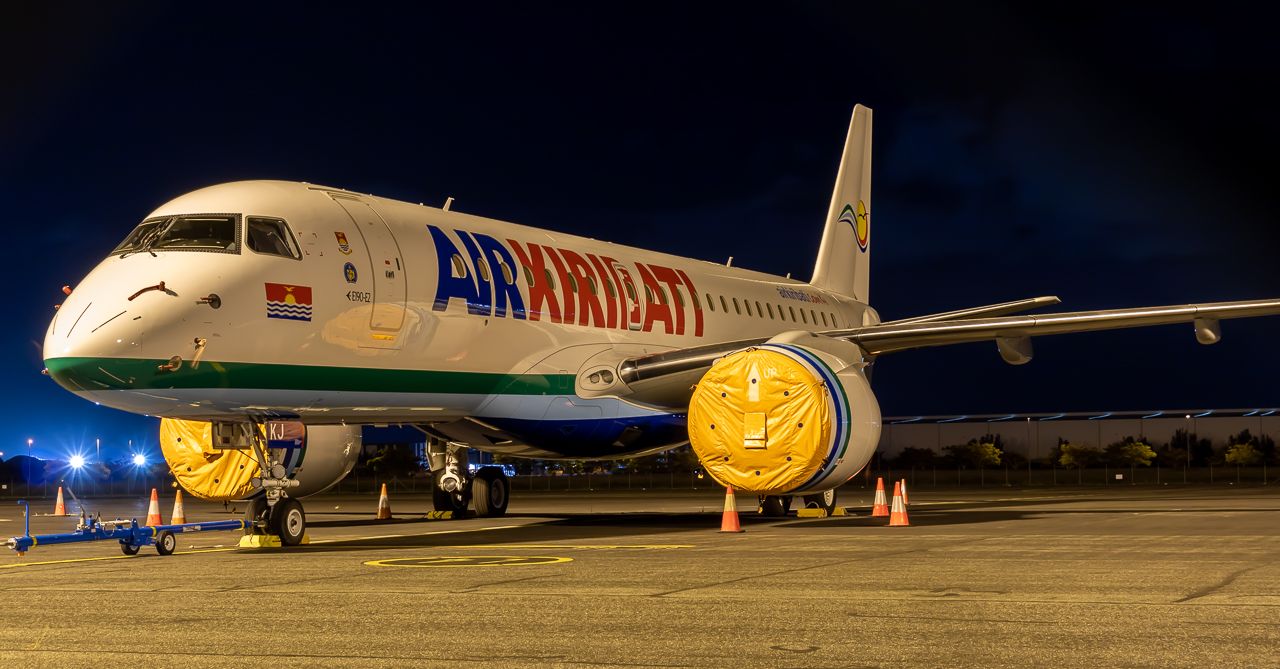 Embraer ERJ-190 (VH-IKJ)