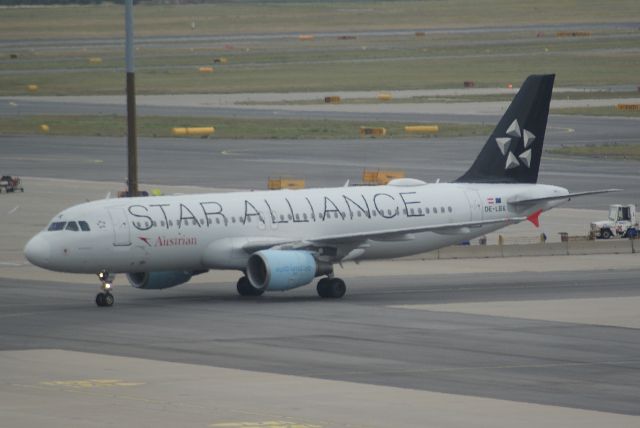 Airbus A320 (OE-LBX) - Austrian Airlines A320-214 cn1735 23 juni 2018 Star Alliance