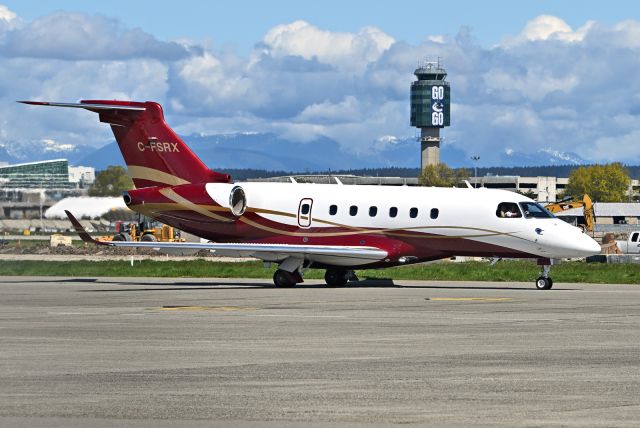 Embraer Legacy 550 (C-FSRX)