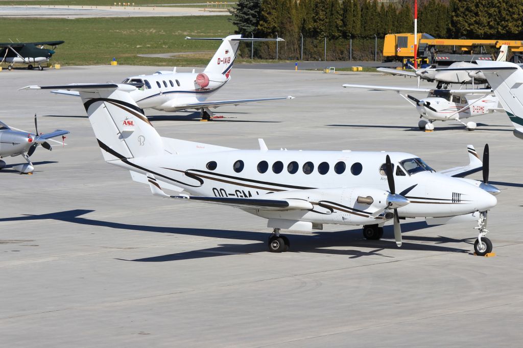 Beechcraft Super King Air 350 (OO-GMJ)