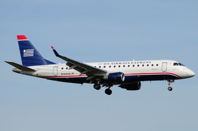 Embraer 170/175 (N108HQ) - Seen at KDCA on 3/27/2010.      a href=http://discussions.flightaware.com/profile.php?mode=viewprofile&u=269247  [ concord977 profile ]/a