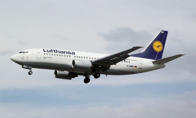 Boeing 737-700 (D-ABEE) - Lufthansa