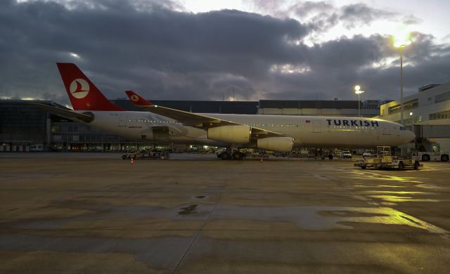 Airbus A330-300 (TC-JIK)