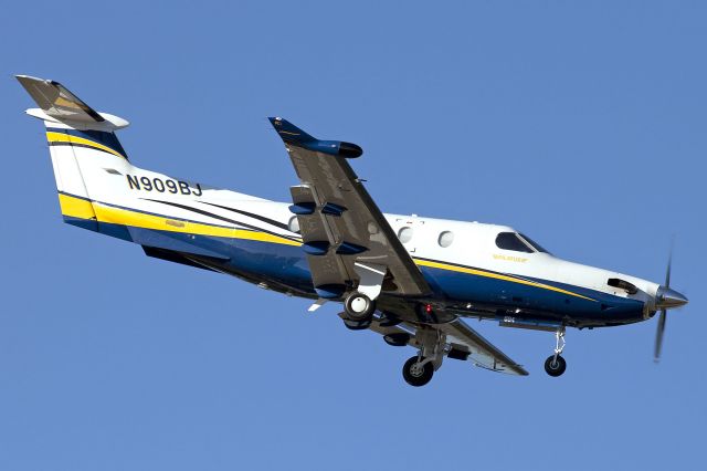 Pilatus PC-12 (N909BJ)