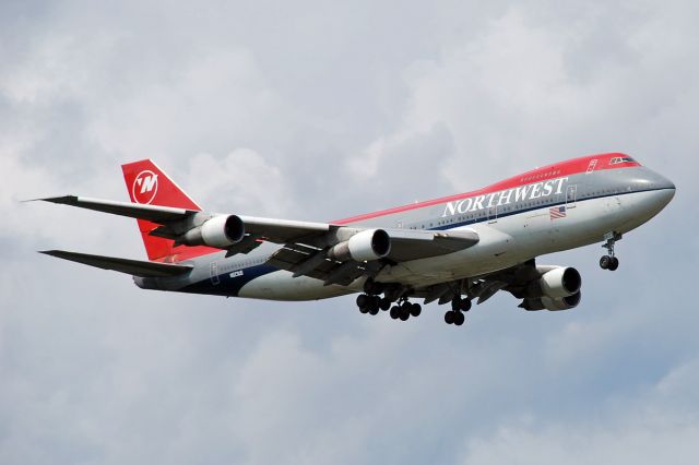 Boeing 747-200 (N623US) - Boeing 747-251B (c/n 21705). July 31, 2009.