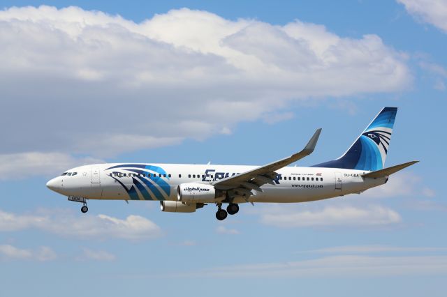 Boeing 737-800 (SU-GDA)