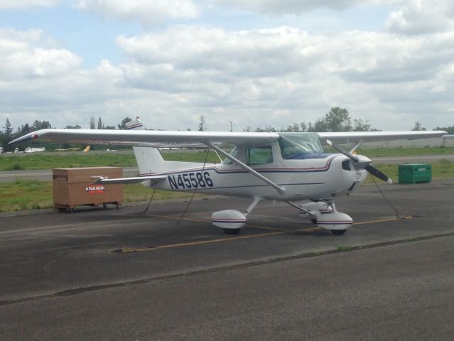 Cessna Commuter (N45586)