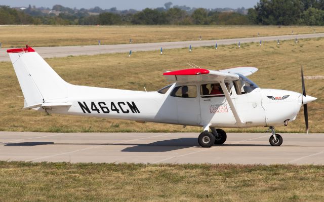 Cessna Skyhawk (N464CM)