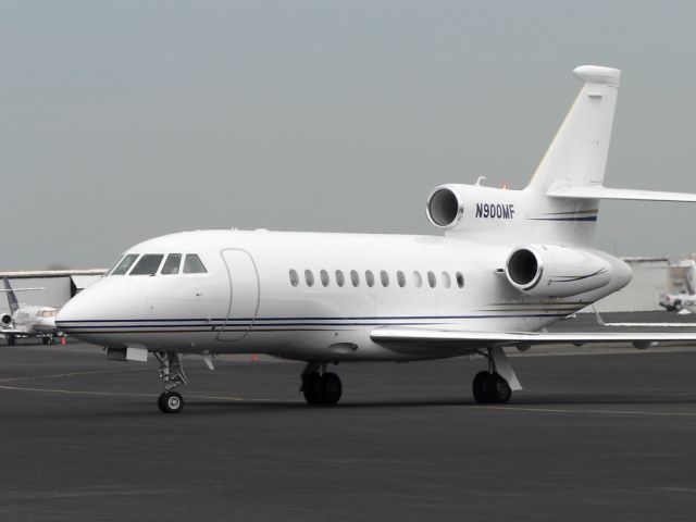 Dassault Falcon 900 (N900MF) - Feb. 3, 2008 - Superbowl visitor