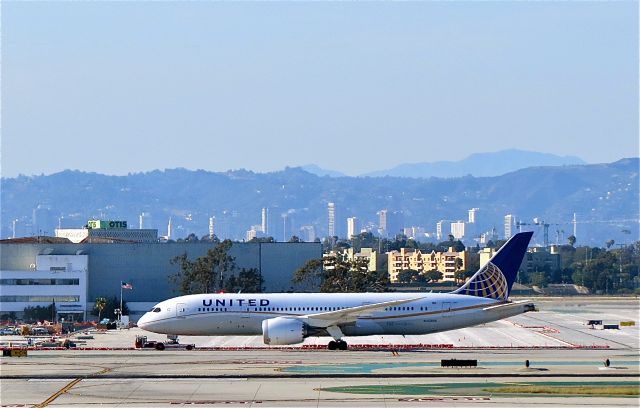 Boeing 787-8 (N45905)