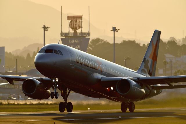 Airbus A320 (JA09JJ)