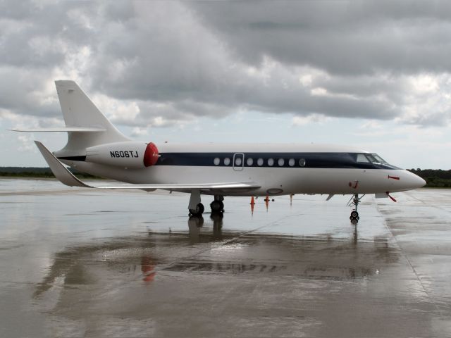 Dassault Falcon 2000 (N606TJ) - A very nice French built business jet.