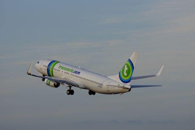 Boeing 737-700 (PH-HSG)