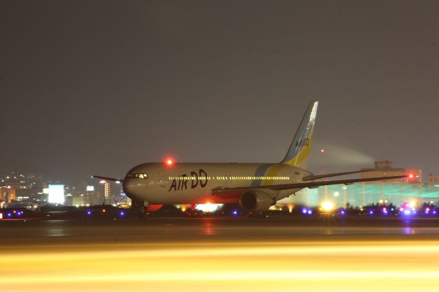 BOEING 767-300 (JA601A) - 17 December 2015:HKD-HND