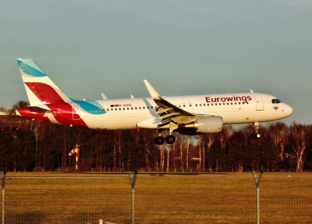 Airbus A320 (D-AIZQ)