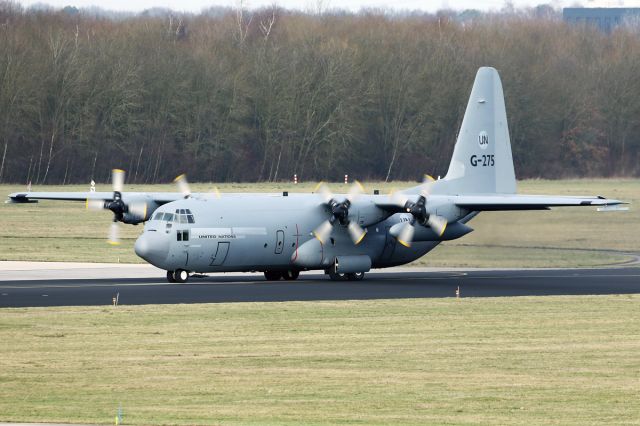 Lockheed C-130 Hercules (G275) - NOW with United nations plackerds