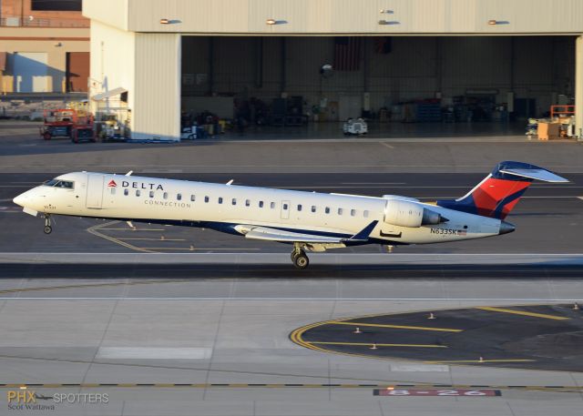 Canadair Regional Jet CRJ-700 (N633SK)