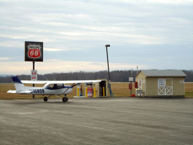 Cessna Commuter (N10808)