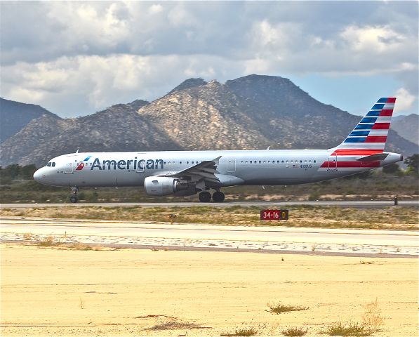 Boeing 737-700 (N188US) - LOS CABOS INTL. AIRPORT   MEXICO