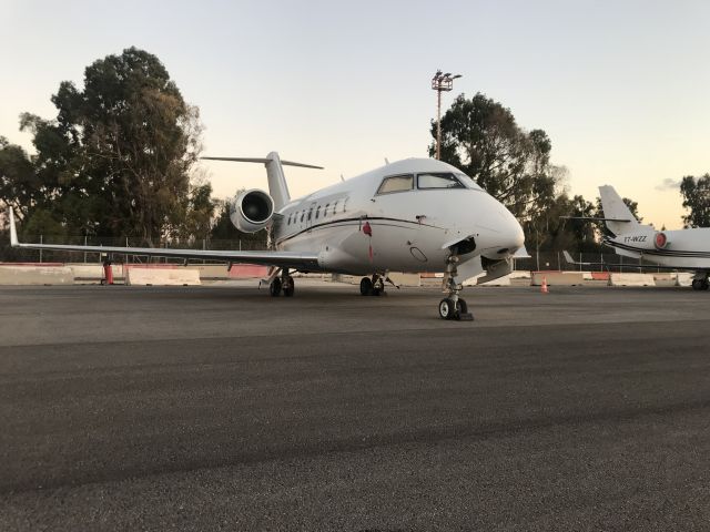 Canadair Challenger (N556US) - Notice the ram air turbine at the nose of the plane