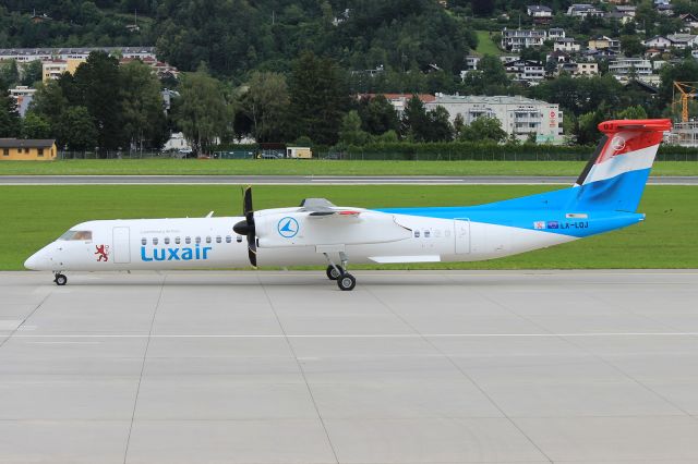 de Havilland Dash 8-400 (LX-LQJ)
