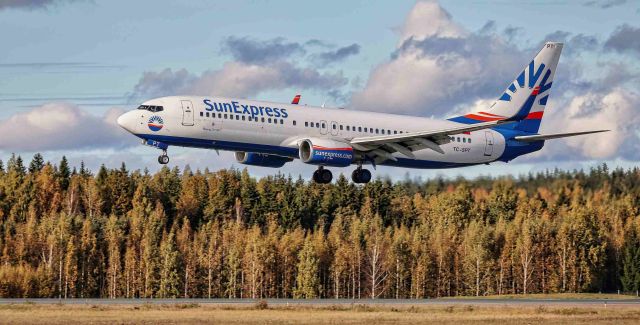 Boeing 737-800 (TC-SPT)