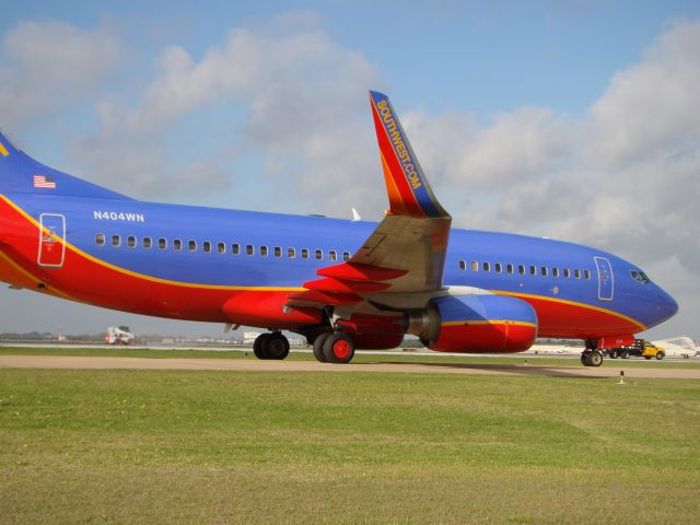 Boeing 737-700 (N404WN)