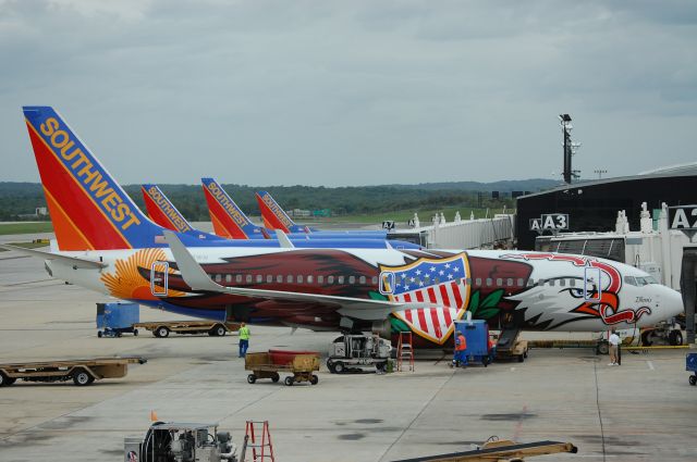 Boeing 737-700 (N918WN) - Taken on 9/26/09. Illinois One