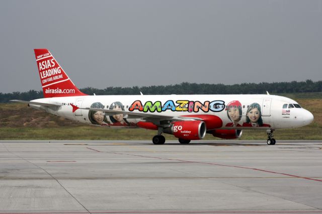 Airbus A320 (9M-AFP)