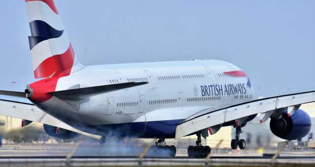 Airbus A380-800 (G-XLEK)