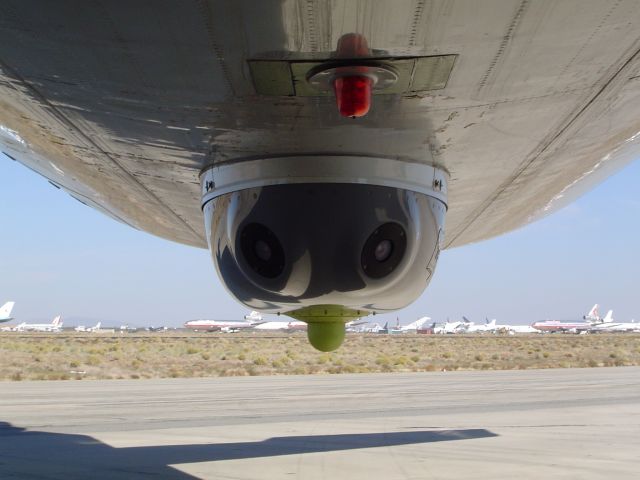 Boeing MD-11 (N525FE) - Counter-Man Portable Air Defense Systems (C-MANPADS) Northrop Grumman POD, FEDEX AIRCRAFT. TEST BED.