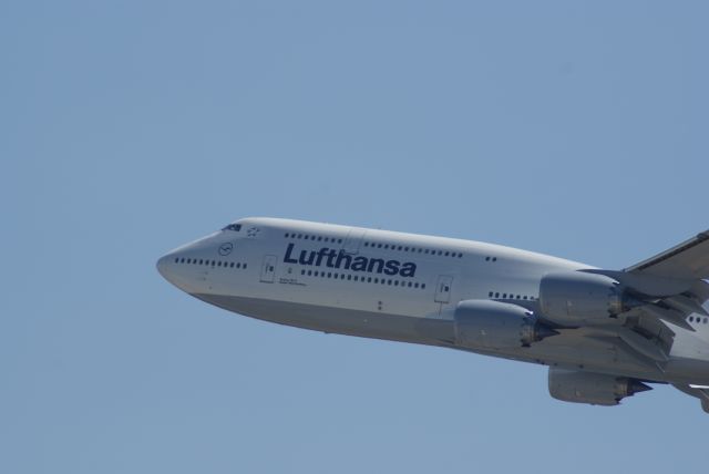 BOEING 747-8 (D-ABYG) - Lufthansa B747-830 cn37831