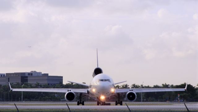 Boeing MD-11 (N543JN)