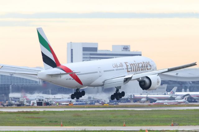 Boeing 777-200 — - Oct. 2013