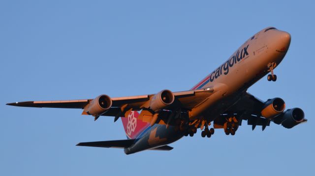 BOEING 747-8 (LX-VCB)