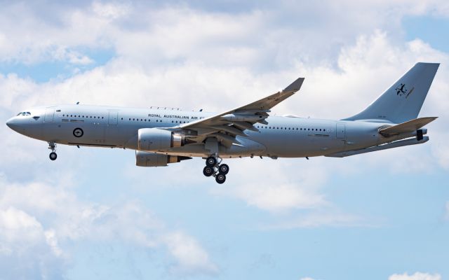 Airbus A330-200 (A39007)