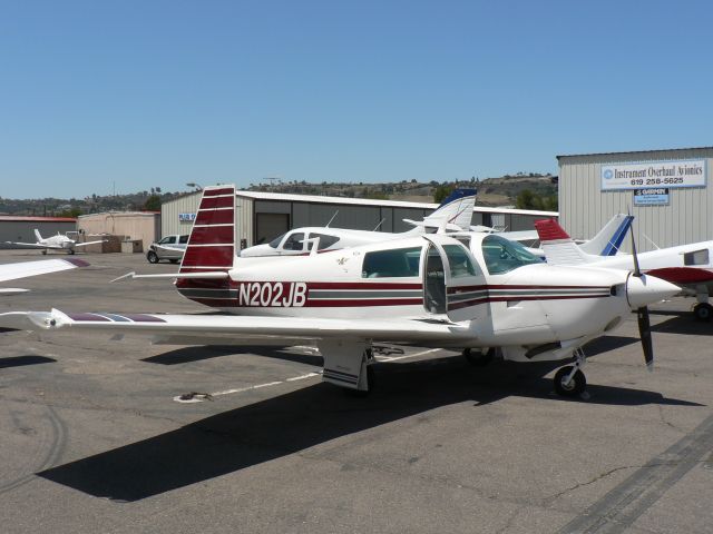 Mooney M-20 (N202JB)